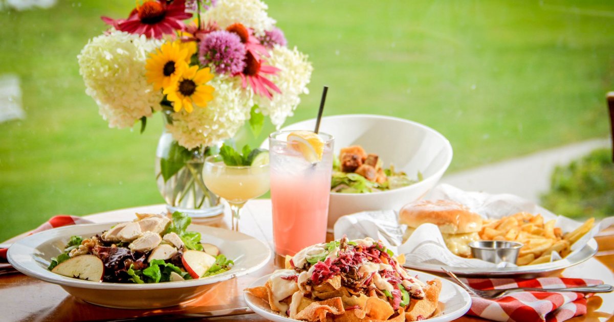 Round Island Kitchen at Mission Point on Mackinac Island ·